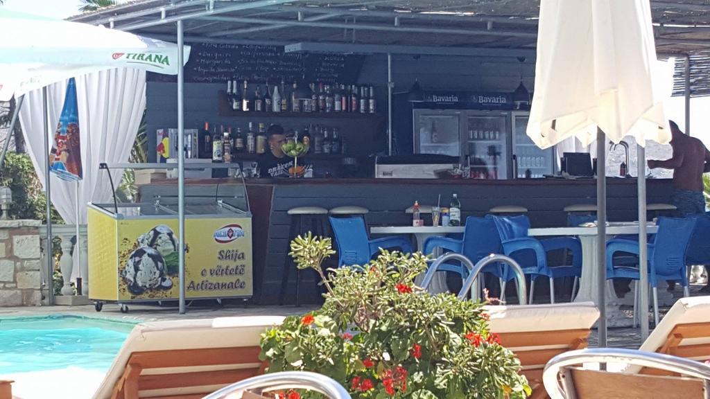 Perla Hotel Saranda Esterno foto