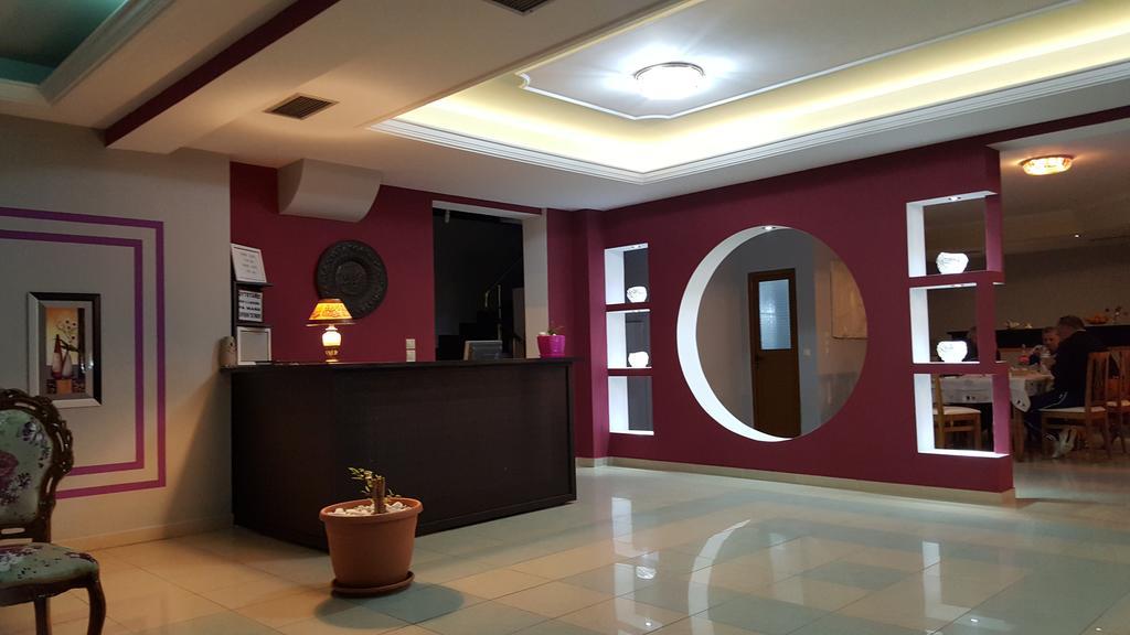 Perla Hotel Saranda Esterno foto