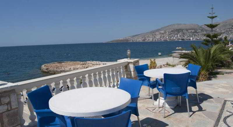 Perla Hotel Saranda Esterno foto
