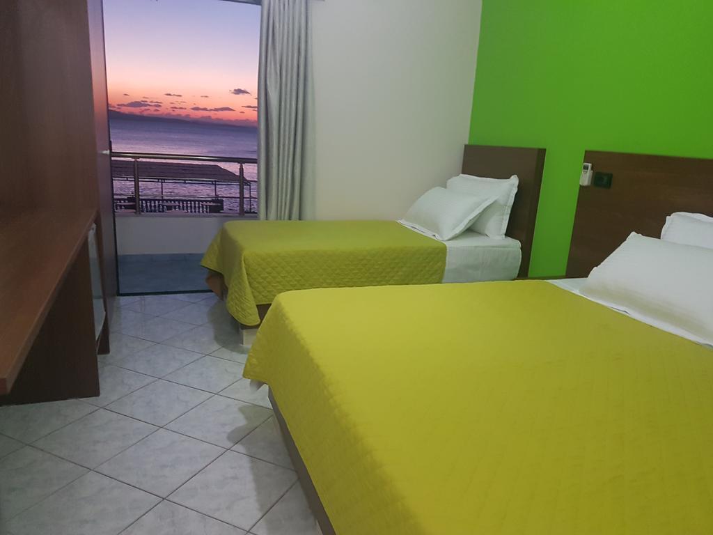 Perla Hotel Saranda Esterno foto